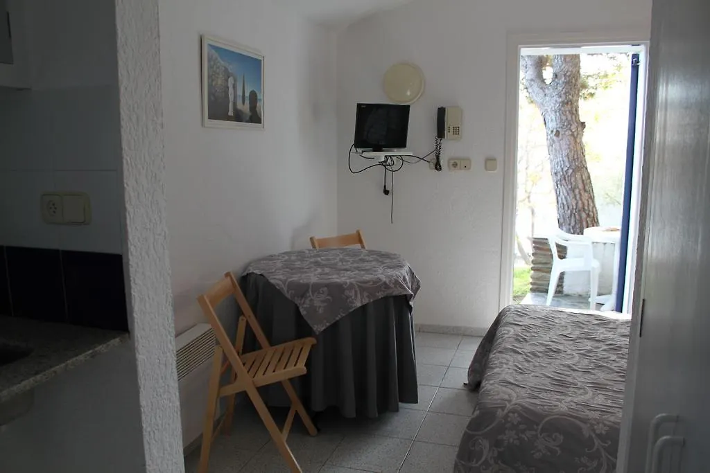 Bungalow Hotel Port-Lligat Cadaques Spain